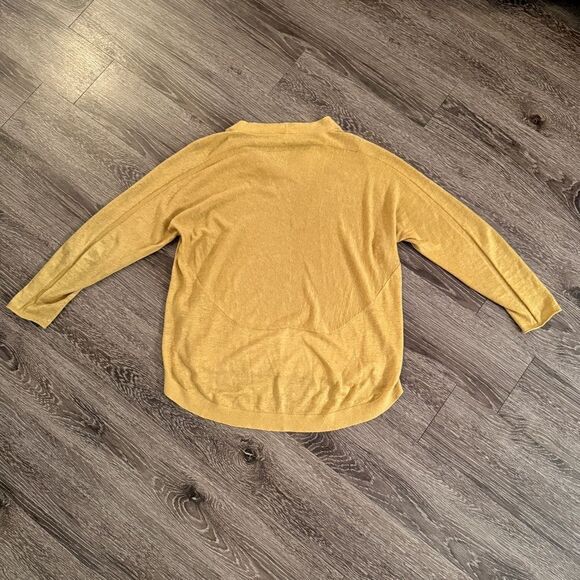 Poetry Golden Yellow Linen top - Picture 9 of 9